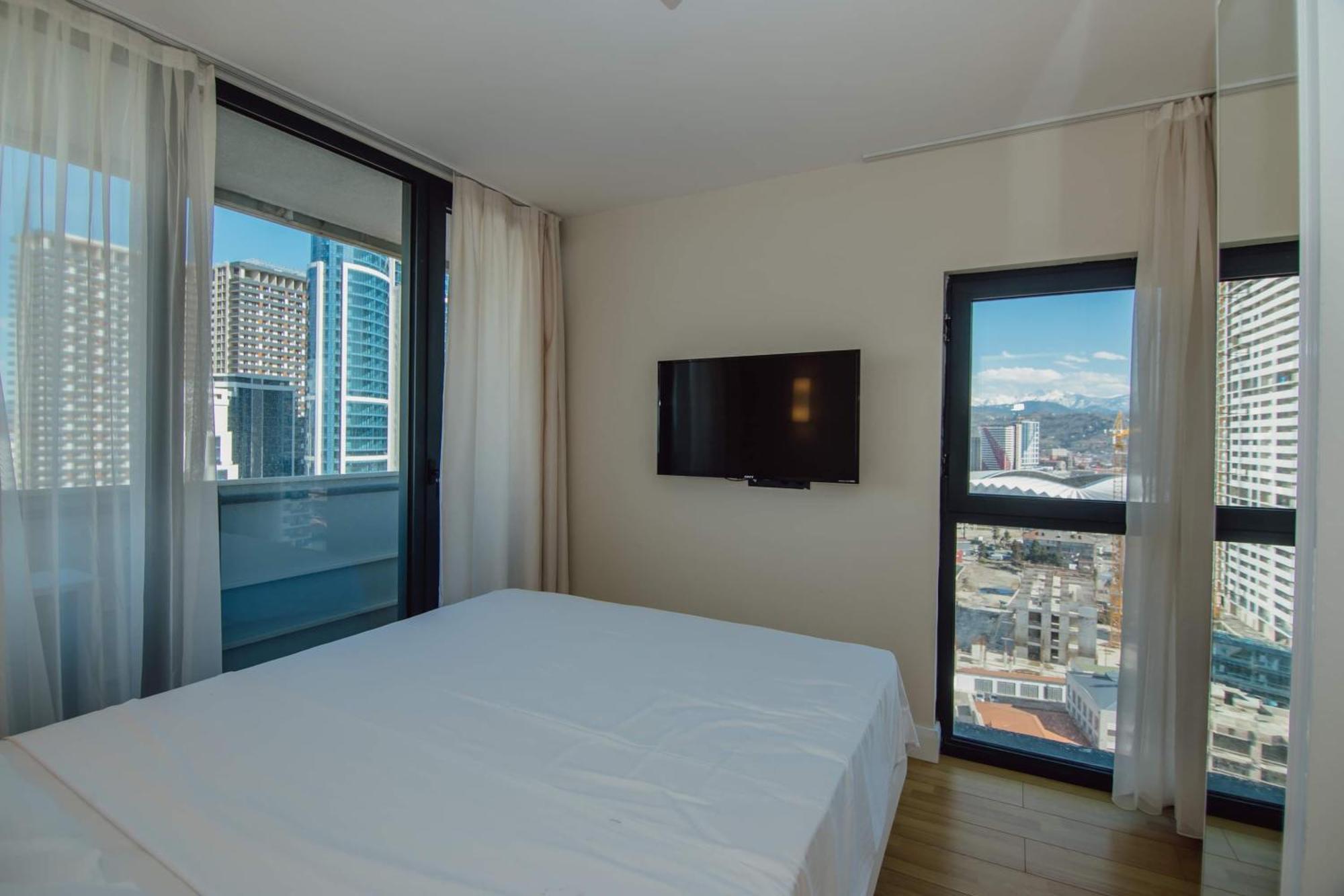 Orbi City Center Sea View Aparthotel Batumi Exterior foto